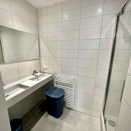 Charming 1 Bedroom Serviced 57m2 Apartment Rotterdam